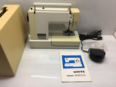 White Model 8600 Sewing Machine Vintage, Made in Japan