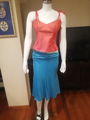 PRECIOSA FALDA DE LA MARCA VERSUS VERSACE NUEVA CON ETIQUETAS