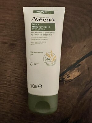 Aveeno Daily Moisturising Oatmeal Body Lotion 100ml