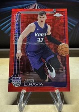 2025-26 Topps Chrome Jake Laravia #230 Red Pulsar /5 Sacramento Kings