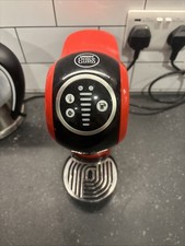 Genio S Nescafé Dolce Gusto Coffee Maker-Machine by DeLonghi. Black. Automatic