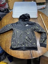 NIKE Sportswear Windrunner Youth XL Jacket Black Green Logo Design Hooded