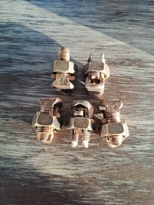 5 Stück Burndy KS20 Split Bolt Connector, Geteilter Bolzenverbinder aus Kupfer.