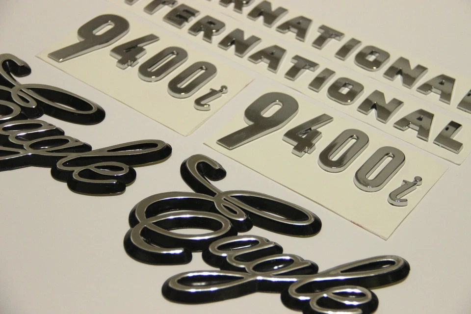 Conjunto completo de enfeites com logotipo emblema águia 9400 Fits International (6 peças) - Imagem 2 de 4