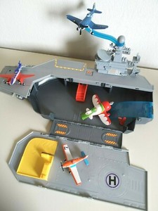 disney planes aircraft carrier playset