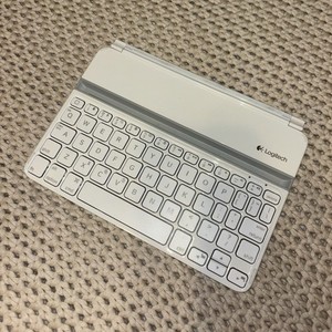 Logitech Compact Portable Tablet Keyboard Silver White QWERTY English