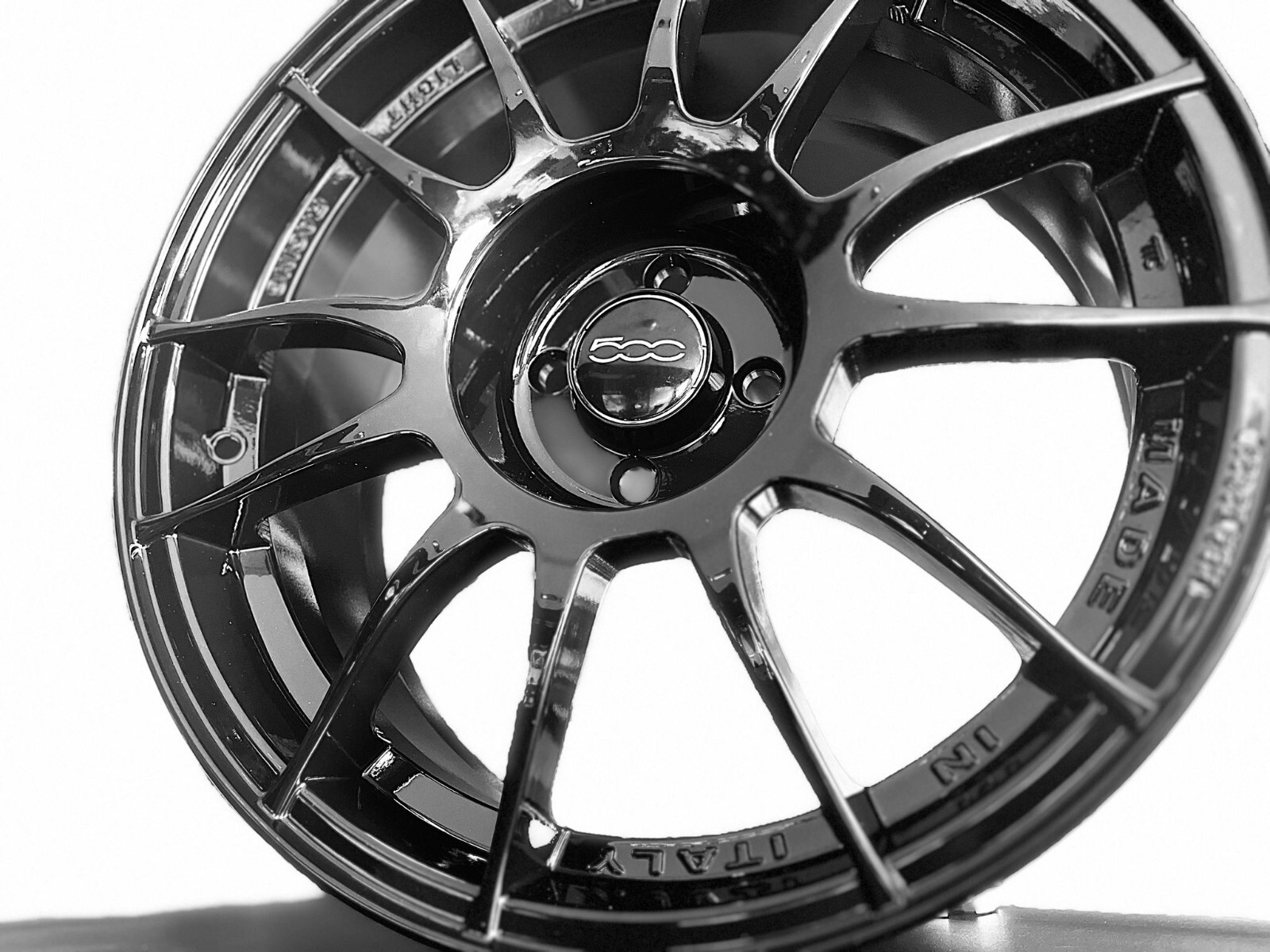 Set di 4 cerchi in lega MAK XLR 7x17 ET 29 per Fiat 500 foto 6