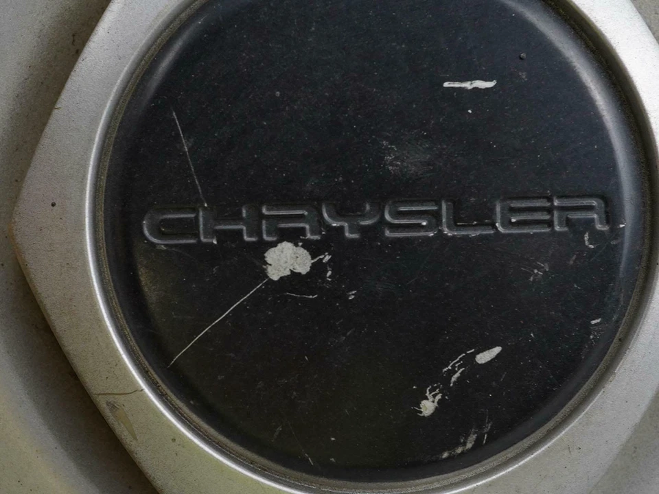 Chrysler Concorde Lhs New Yorker 1993-1995 15 llantas tapacubos OEM Foto 4 de 4