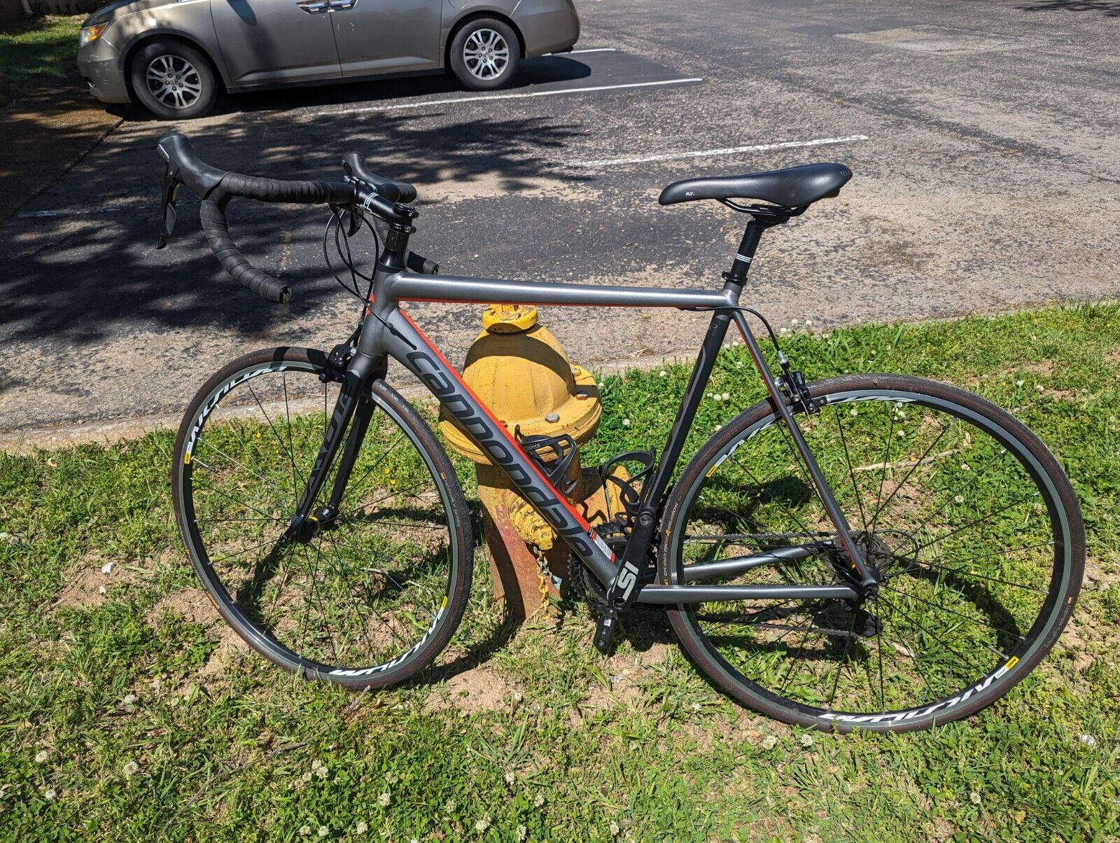 2017 Cannondale CAAD12 105 Road Bike 56cm Retail $1700