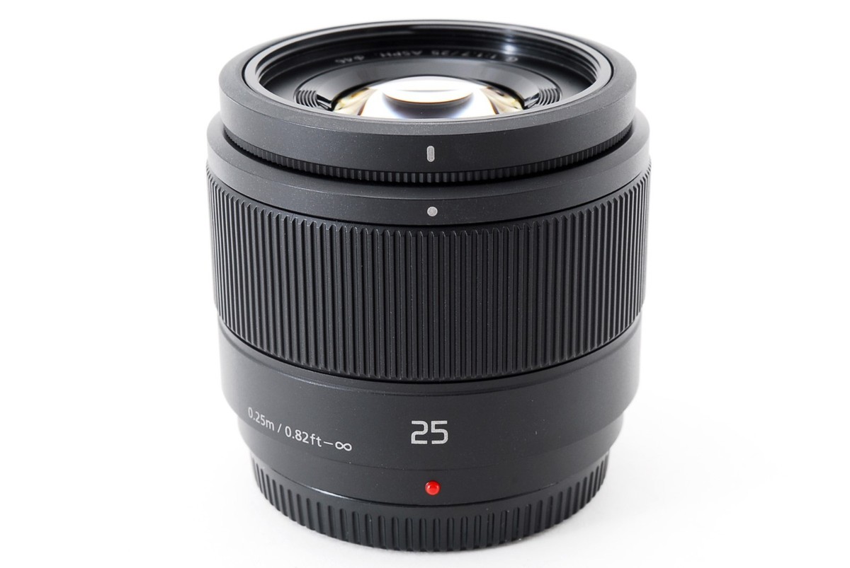Panasonic LUMIX H-H025 25mm f/1.7 プロテクタ付 Panasonic LUMIX G 25mm f/1.7 Aspherical Lens for Micro Four