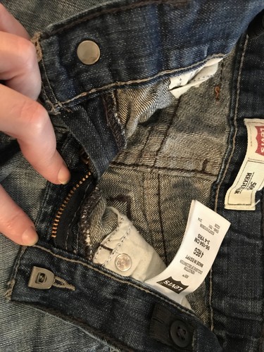 Boys Size 4 Levis 505 Regular Denim Red Tab Blue Jeans C-10 - Picture 5 of 9