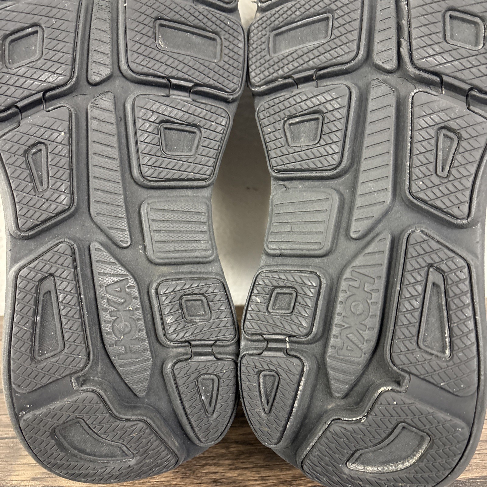 Hoka One One Bondi 9 Women's Size 10D Triple Black Running Shoes Sneaker Comfort thumbnail 15