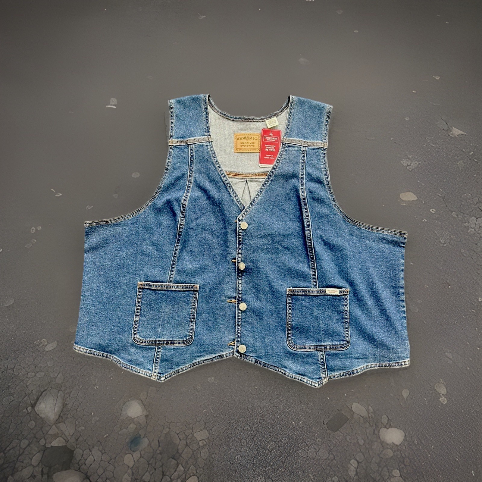 Levi Strauss Signature Women's Cowboy '95 Denim Jean Vest  
