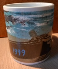 Royal Copenhagen - 496 - gro&szlig;er Jahresbecher 1999
