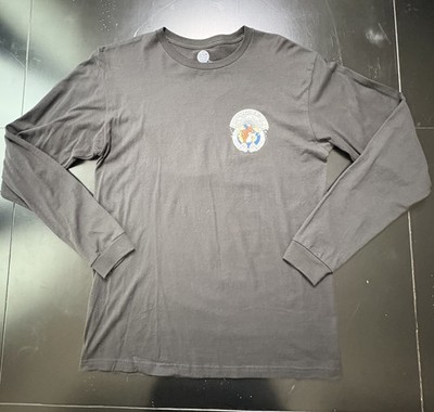 Buc-ees Long Sleeve Crewneck Shirt Men s Size Medium Outer space Black  