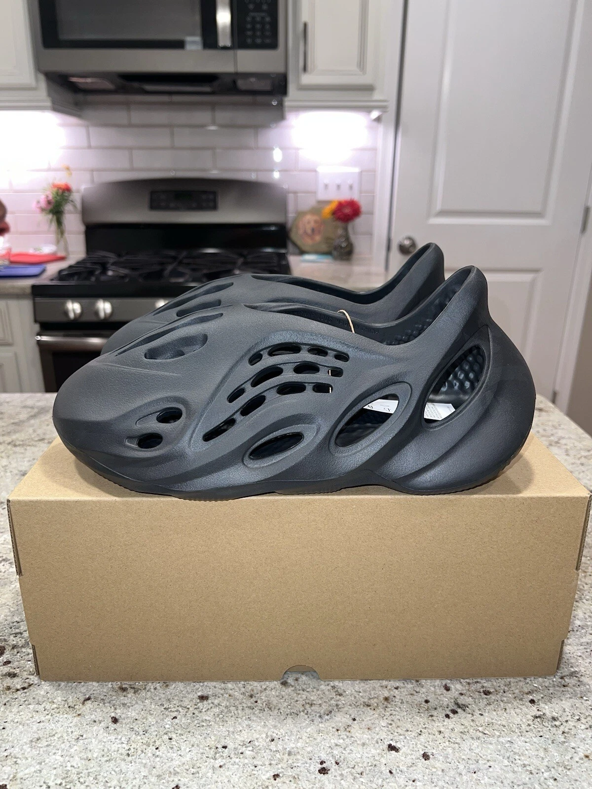 Adidas Yeezy Foam RNR "Onyx" taglia 12 uomo nuove con scatola