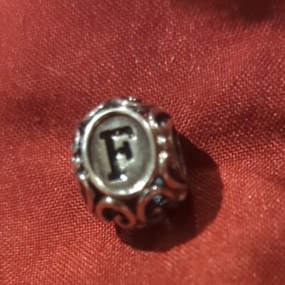 Chamilia Sterling Silver  ''Initially Speaking'' letter ''F'' Bead, NEW lot EA7231