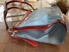 TOSCA BLU: elegante borsa baguette in vera pelle, Italia, rosso/azzurro, Blumarine