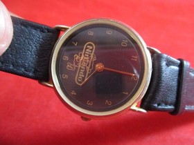 Mario Running - Super Mario Bros. Nintendo SNES/NES Employee Watch Wristwatch