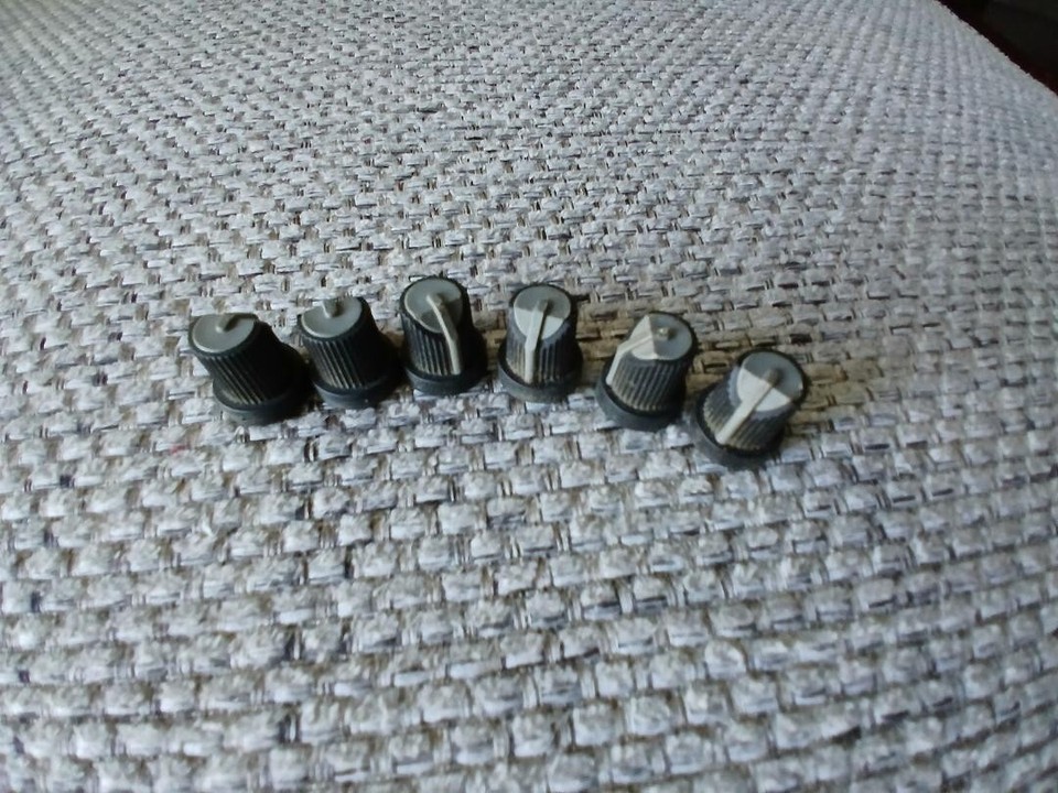 LOT of OEM 6 CRATE GX15 Amplifier, Rubber Control Knobs eBay