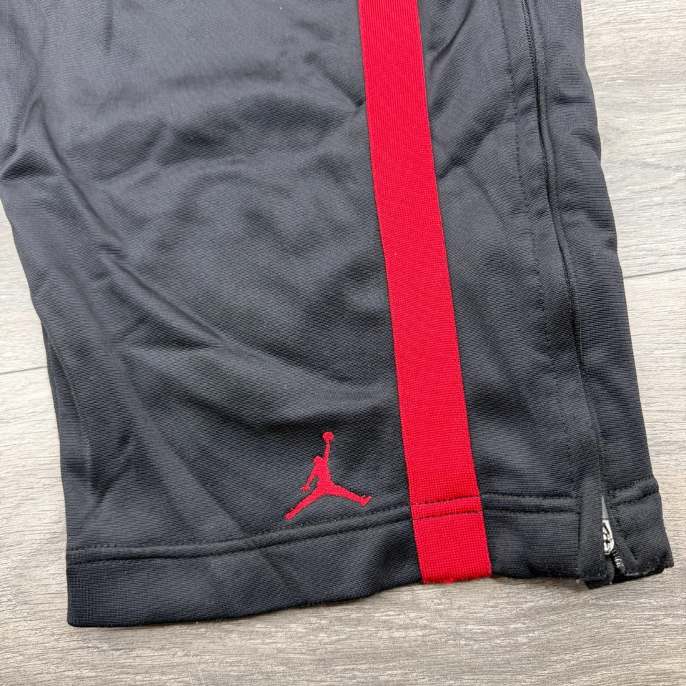 Pantalones Jordan Menx XL Negro Rojo Criado Sueltos Calce Suelto Cremallera Puño Jumpman De Colección Foto 4 de 4