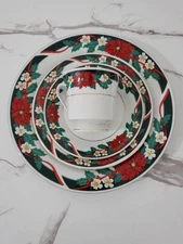 TIENSHAN DECK THE HALL FINE CHINA 16PC SERVICE FOR 4 POINSETTIA DINNERWARE SET