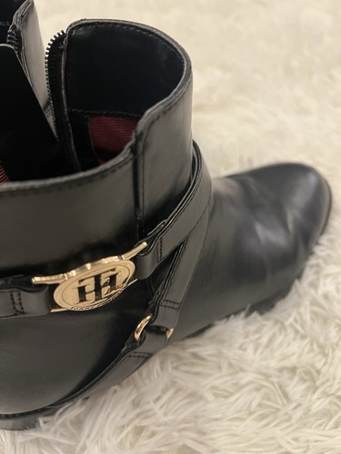 VTG Tommy Hilfiger TWRANT-R Brown Faux Leather inSide Zip Booties 7.5M Women - Picture 10 of 15