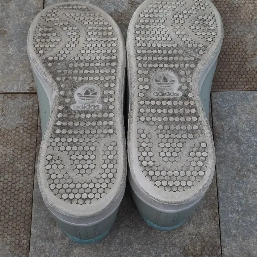 Adidas Stan Smith Silver Sneakers, Size 270 thumbnail 8