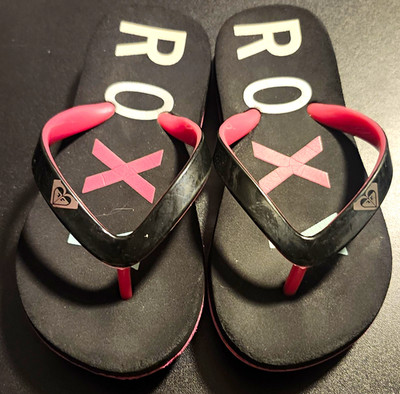 Roxy Black Pink Blue Logo Flip Flops Sandals Girl Size 8