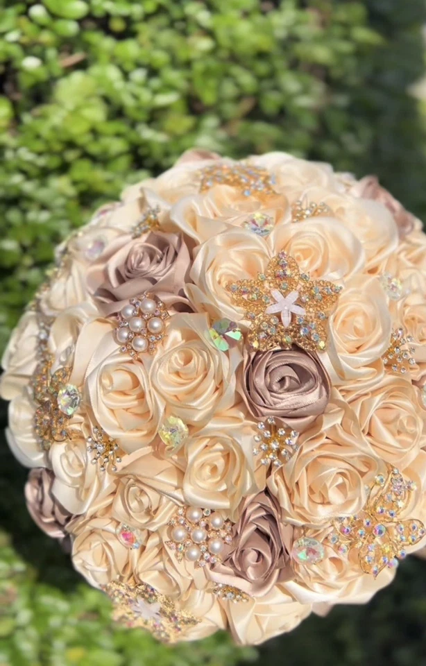 Ribbon Quinceañera Bouquet - Image 2 of 3