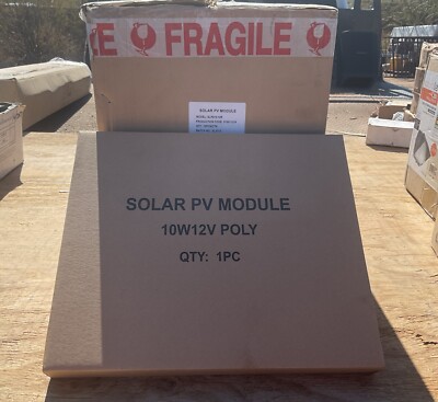 New Case Of 10 Solarland 10 Watt 12 Volt DC SLP010-12U Solar Panels PV Modules
