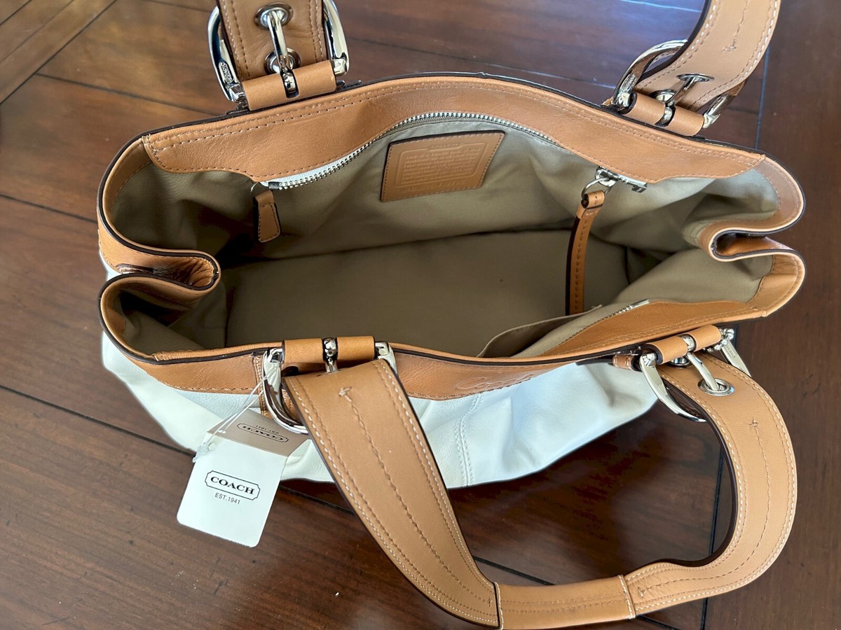 Coach Soho Pleated Leather Shoulder Tote Purse + Dust Bag White
