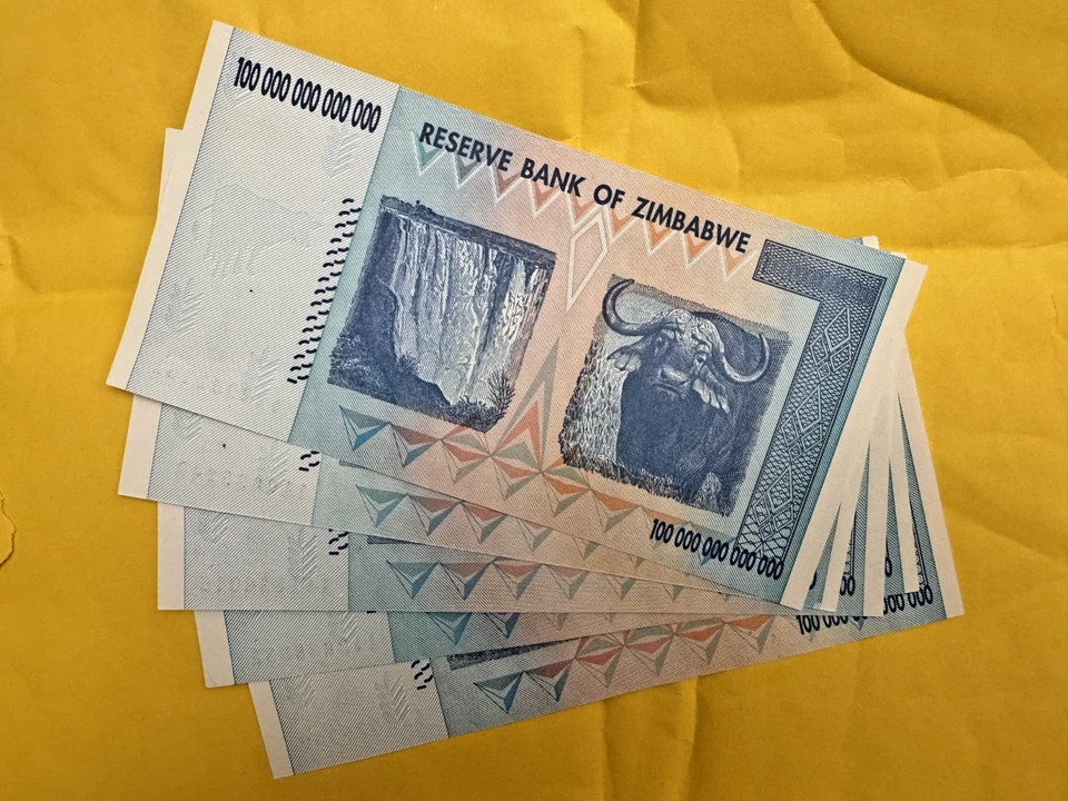 🇿🇼 ZIMBABWE 100 TRILLION DOLLAR AA/2008 P-91 LOT OF 5 UNCIRCULATED NOTES - Image 2 of 4