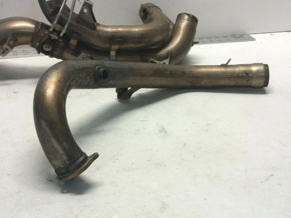 Cabezales colectores de escape Ducati 848 EVO Foto 2 de 4