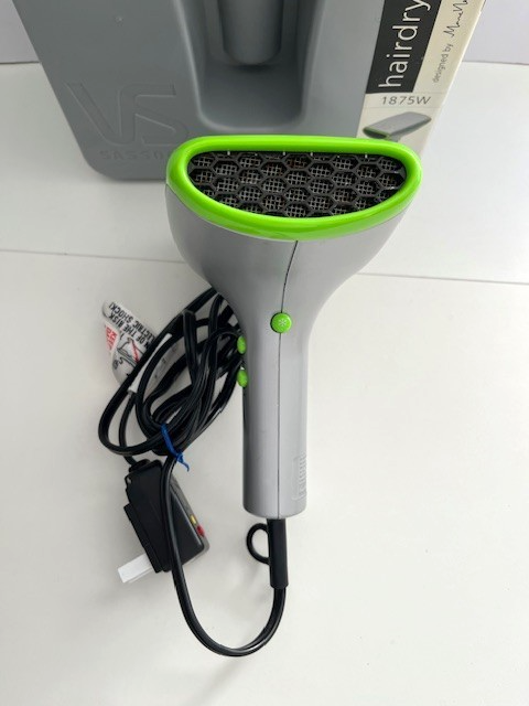Vidal Sassoon Hair Dryer : Designed by Marc Newson : VS 771 G 