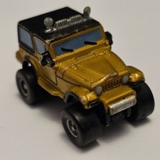 Micro Machines Jeep Wrangler Gold Roof Spot Lights Intact