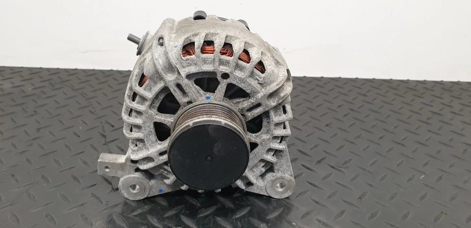 Nissan X-Trail MK3 (T32) 2016 2.5 Petrol Valeo Alternator 120amp 14v 231004BA0B - Image 2 of 4