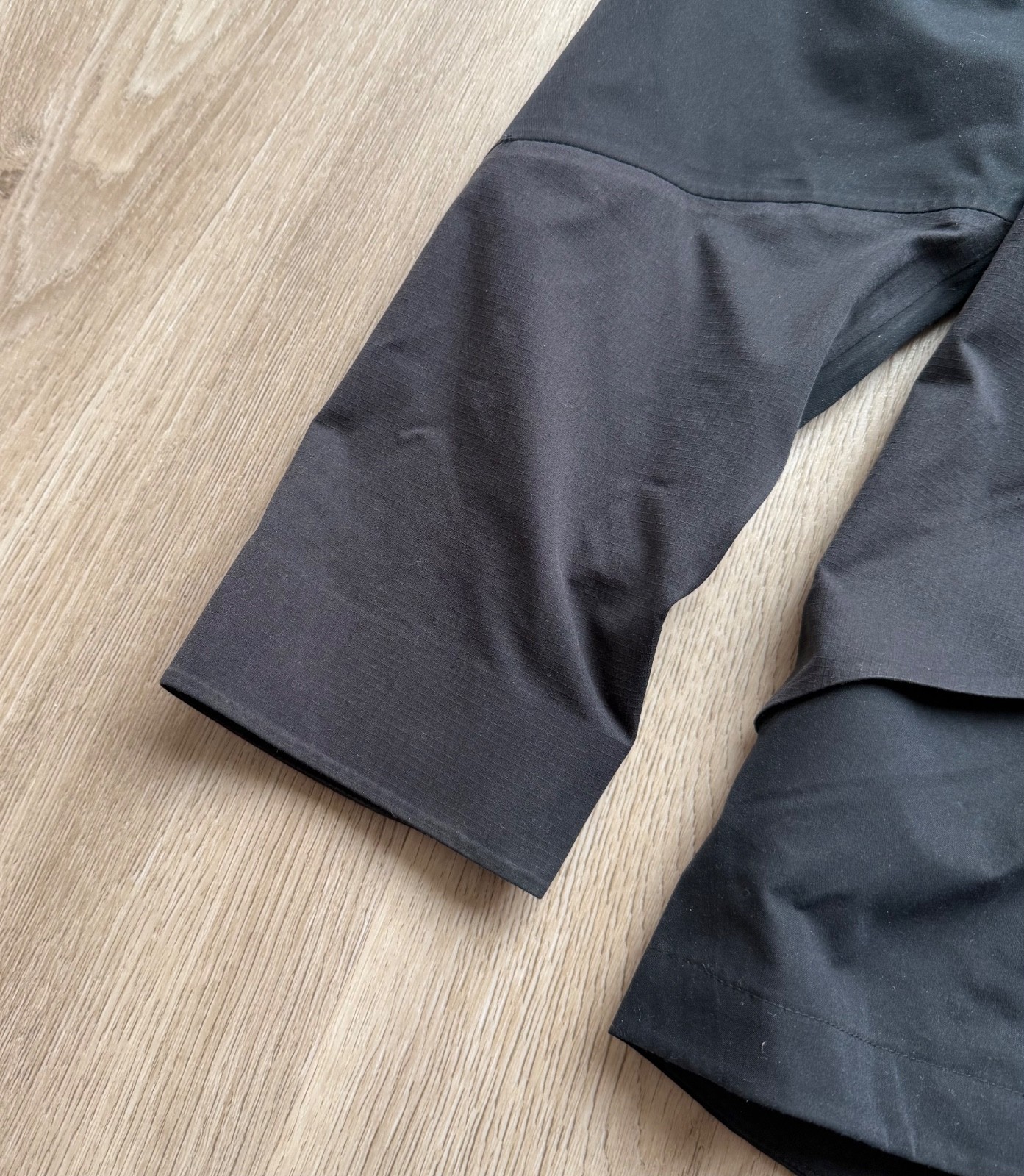 On Cloud Waterproof Explorer Jacket - image 2