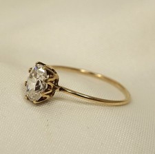 Ostseeschmuck 333 Gold Ring mit weißem Schmuckstein Verlobungsring / CU 349(41)