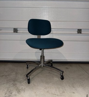 80 s Steelcase chrome rolling swivel task chair Mid Century Modern