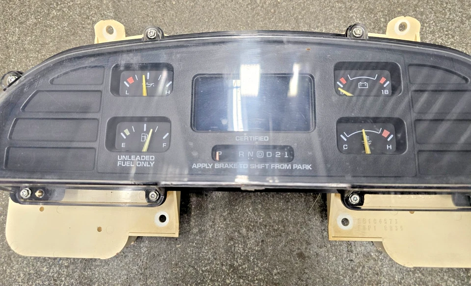 Cuadro de instrumentos velocímetro 96 Chevy Caprice 5,7 L 16177051 Foto 4 de 4