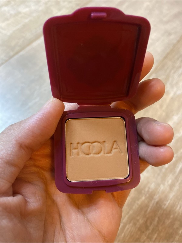 Benefit Cosmetics Hoola Bronzer 3 G / .1 Oz NEW Makeup Cosmetic Beauty
