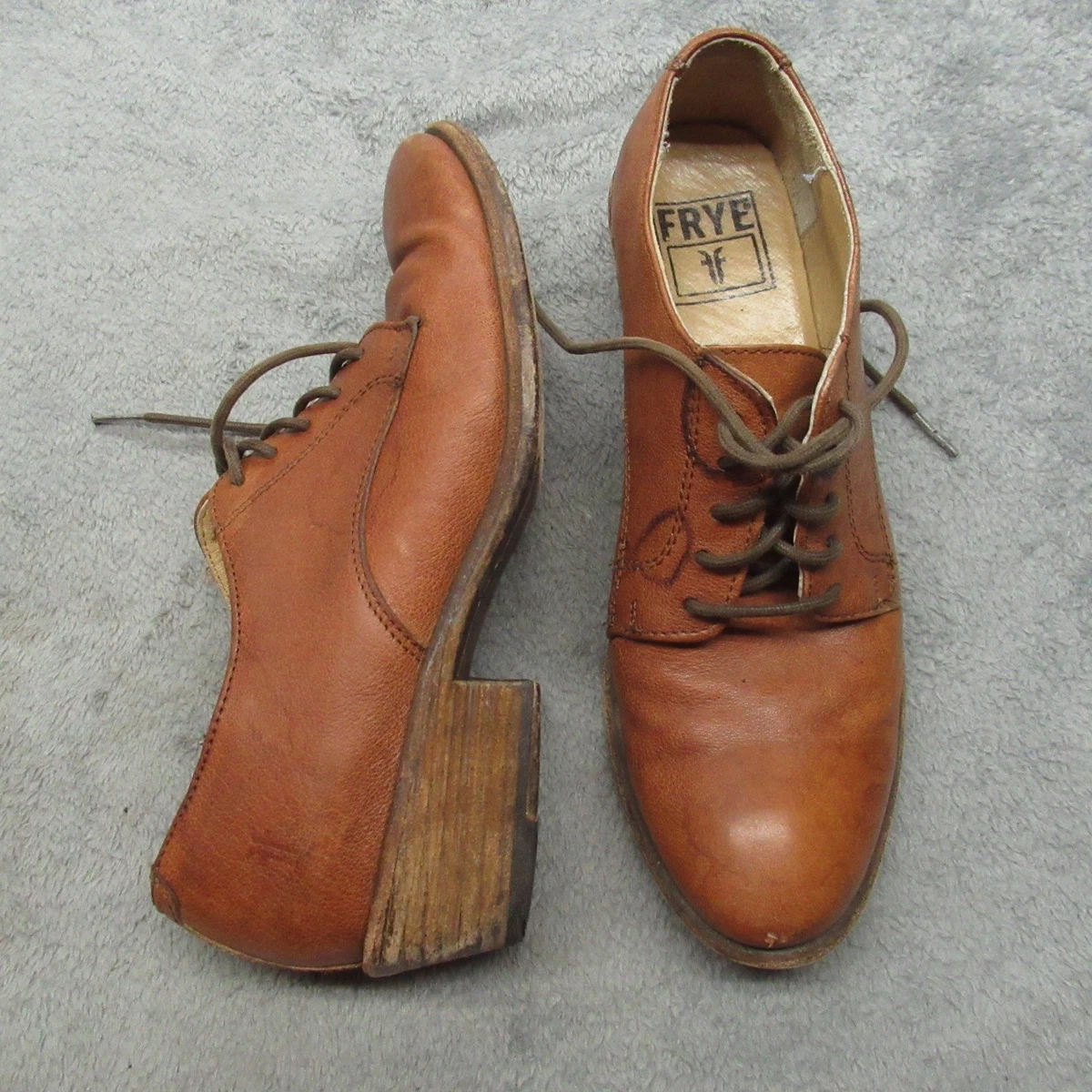 Frye Women display picture 3
