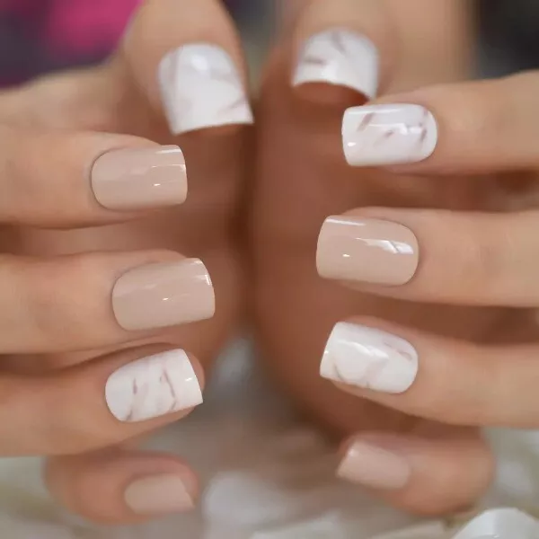 The 'American Manicure' Is The Subtler Version Of French Tips For A  Minimalist Nail Look