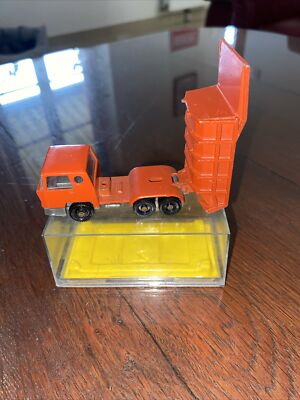 Camion Benne Majorette N245 Bernard - 1/100, Rouge, En Boîte Cristal (occasion)