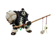World of Warcraft Pandaren Brewmaster Deluxe Action Figure