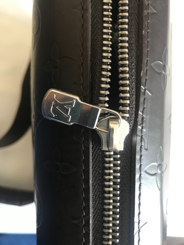 LOUIS VUITTON 100% AUTHENTIQUE SUPERBE GLAÇAGE BOBBY MONOGRAMME MARRON - Photo 14/24
