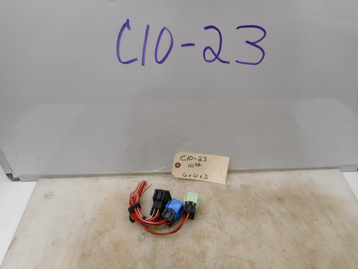 2002 BMW X5 TYCO RELAYS CONNECTORS PIGTAILS 61368373700 