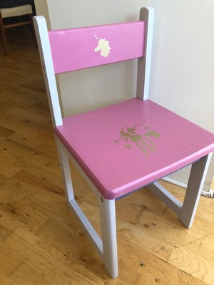 table and chairs for 6 year old