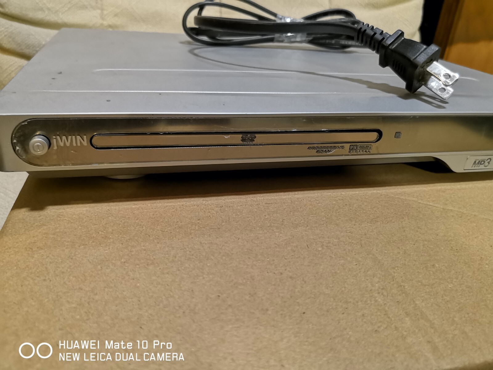 jWin JD-VD149 DVD VCD MP3 Player , (No Remote), TESTED  Good !